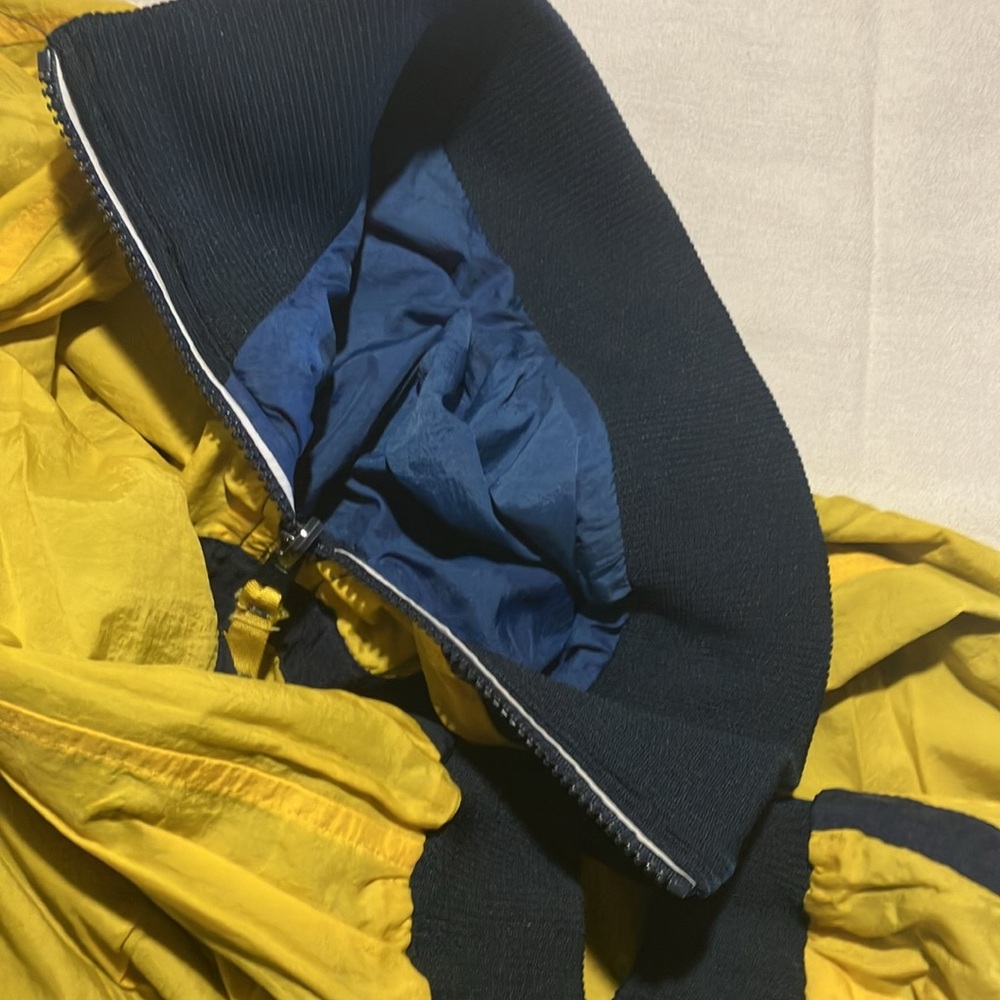 Boys Nike Jacket - Picture 6 of 6